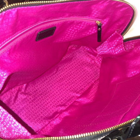 KATE SPADE Wellesley Rachelle Black White Stripe Patent Leather Ext Pocket Bag - Picture 6 of 17